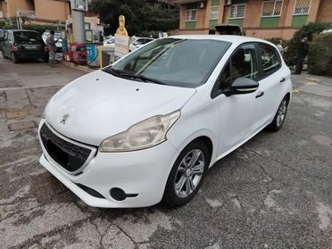 Peugeot 208 1.2 VTi 82 CV 5 porte Access