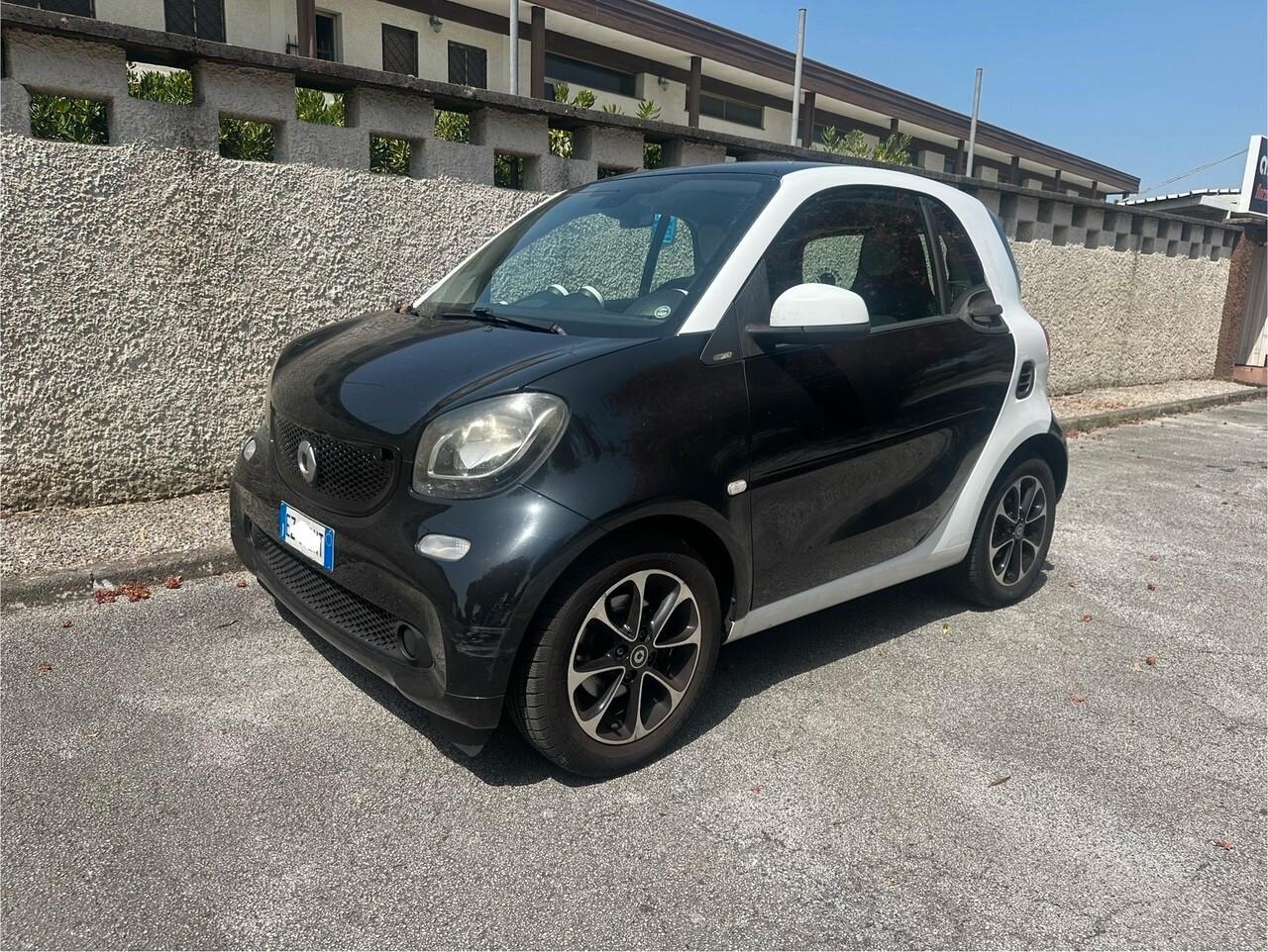 Smart ForTwo 1000 62 kW coupé passion 1.0 MANUALE
