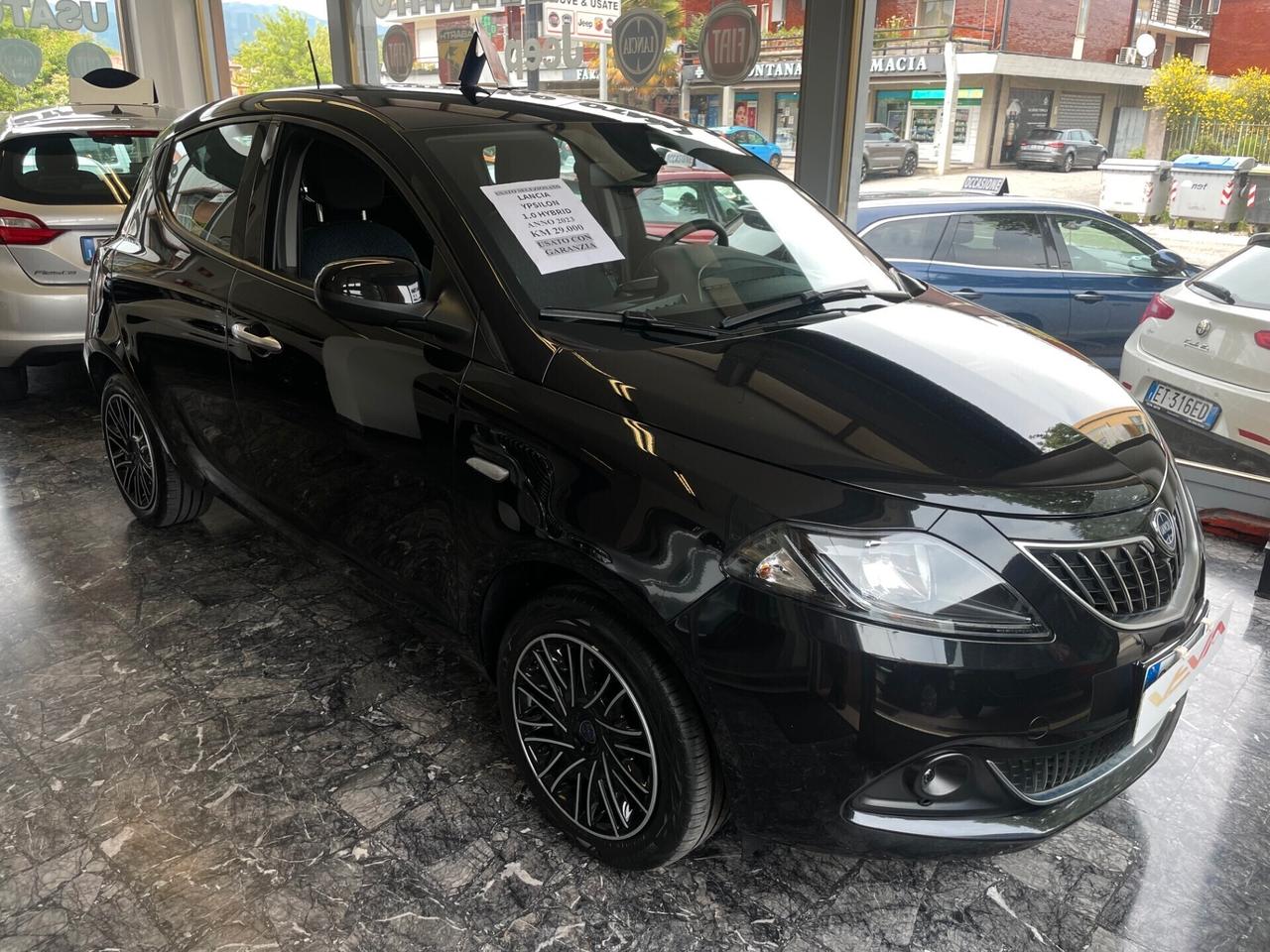 Lancia Ypsilon 1.0 Hybrid Gold