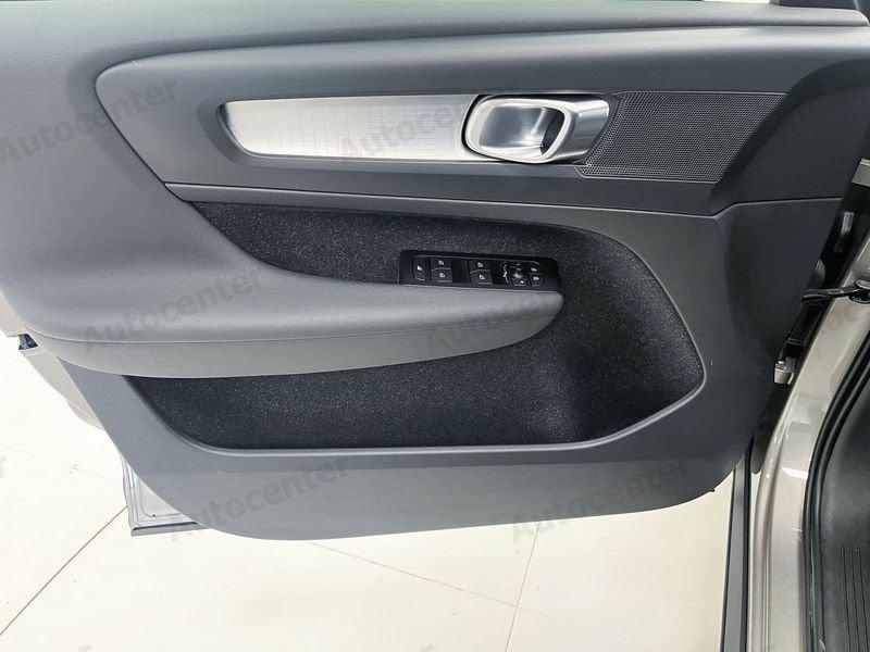 Volvo XC40 XC40 T3 163CV AUT MOMENTUM PRO