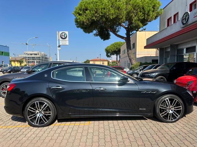 MASERATI Ghibli 3.0 V6 350 CV Granlusso