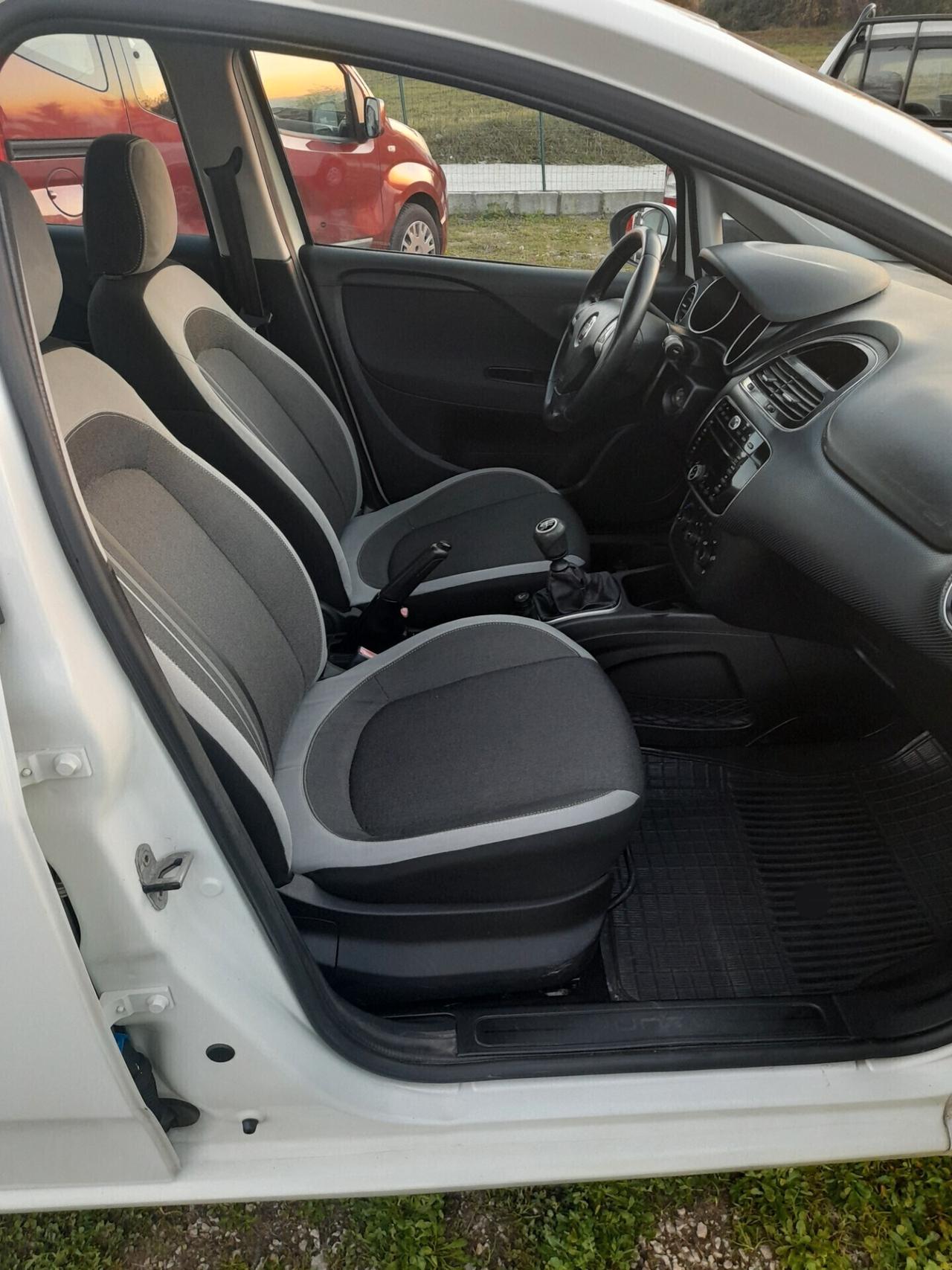 Fiat Punto 1.4 8V 5 porte Natural Power Easy