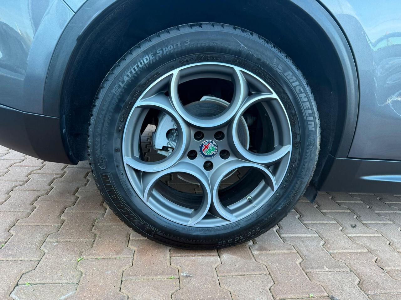 Alfa Romeo Stelvio 2.2 Turbodiesel 190 CV AT8 Q4 Super