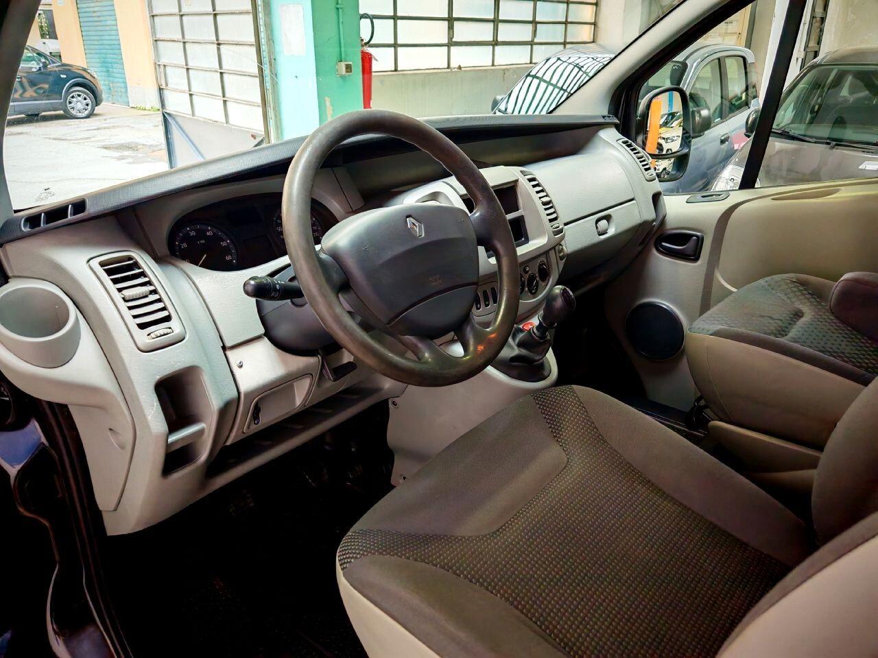 Renault Trafic 8 Posti 2.0 DCi Passenger