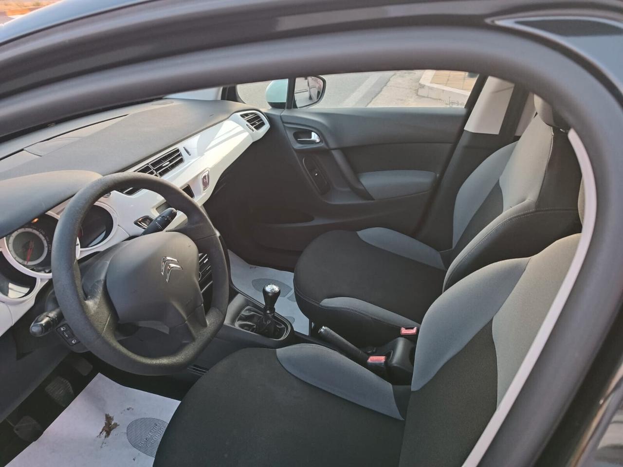 Citroen C3 1.1 benz 60