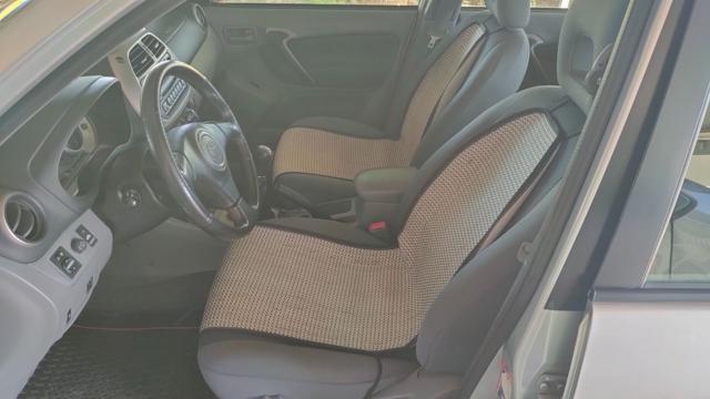 TOYOTA RAV 4 RAV4 2.0 16V cat 5 porte Sol 126000KM