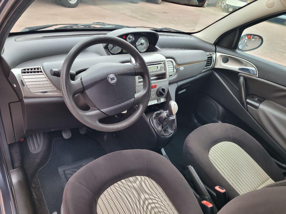 LANCIA - Ypsilon - 1.2 Argento