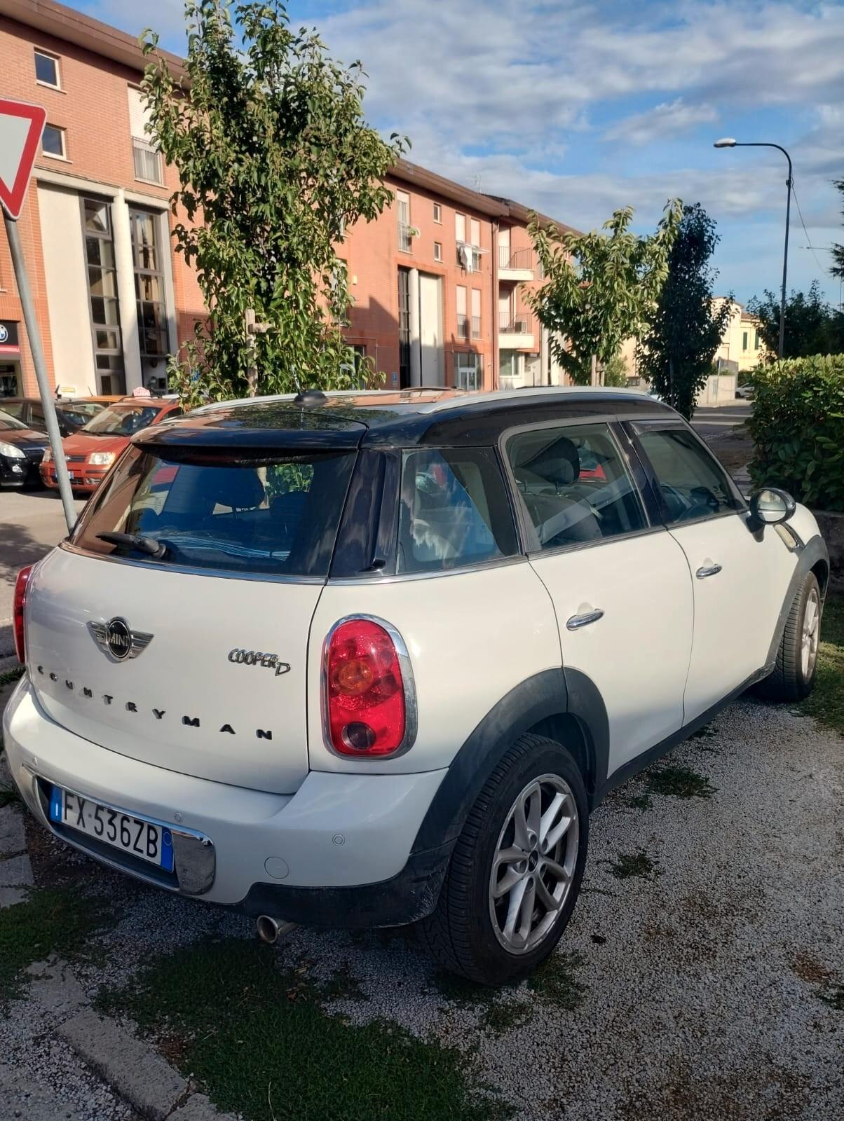 Mini Cooper D Countryman 2.0 Park Lane Plus Automatica