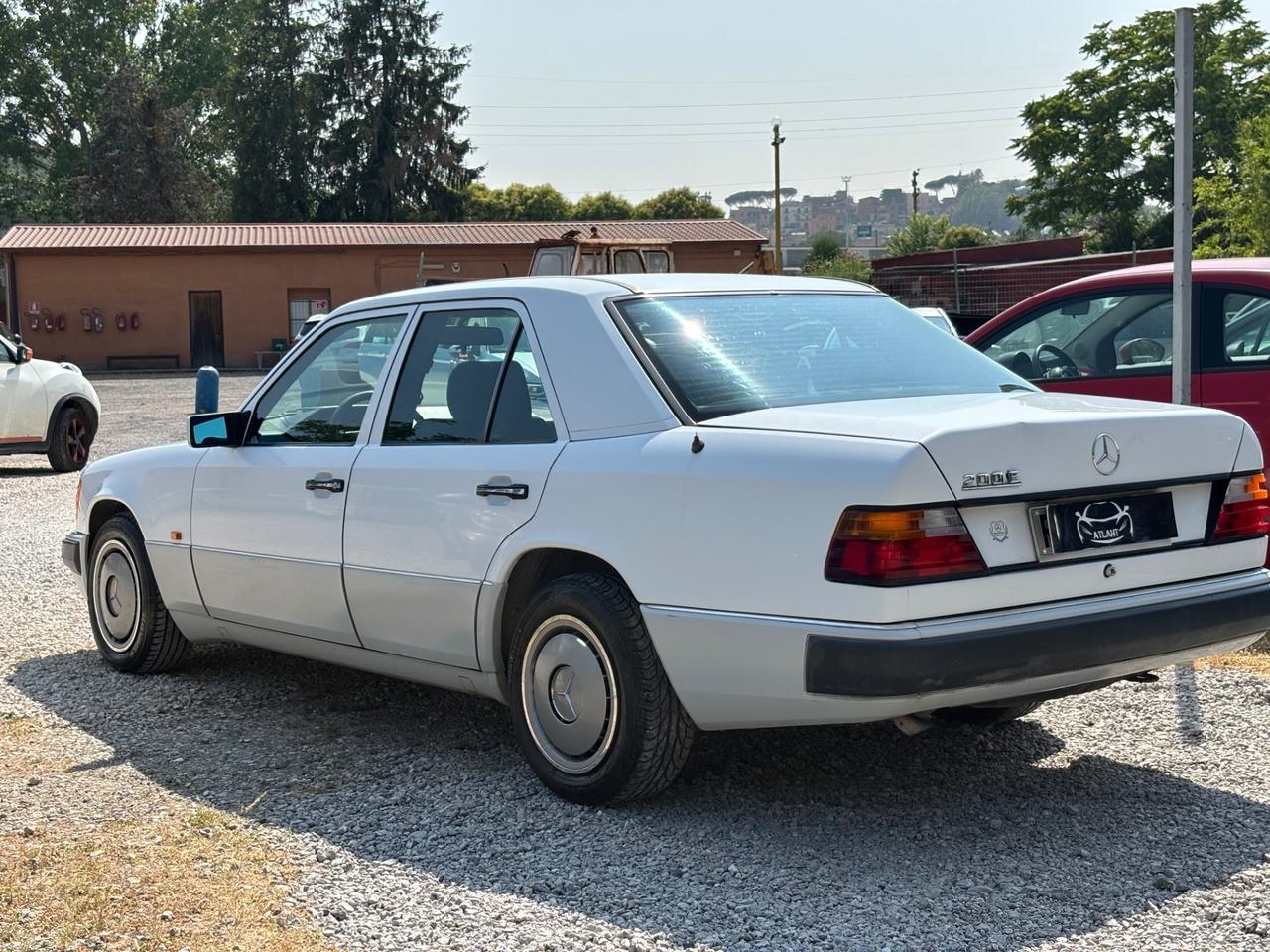 Mercedes-benz 200E metano