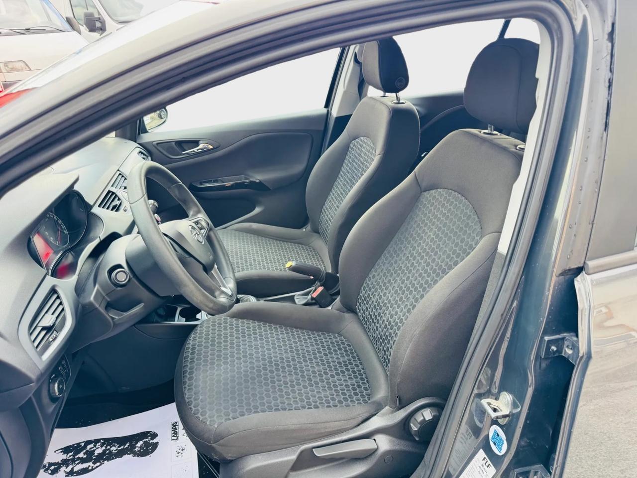 Opel Corsa 1.2 benzina anno 2017 130.000km neo