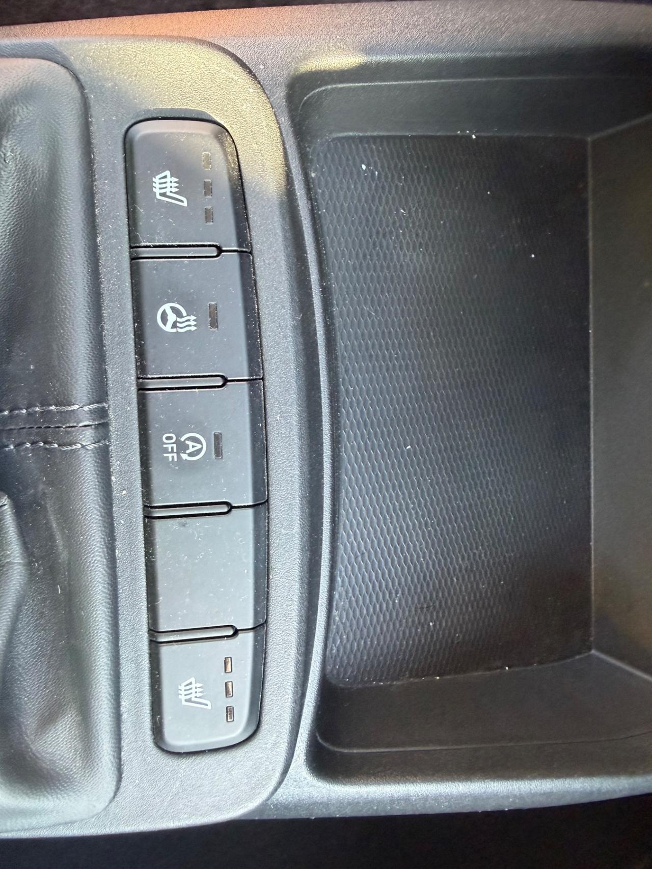 Hyundai i10 1.0 MPI AT Tech