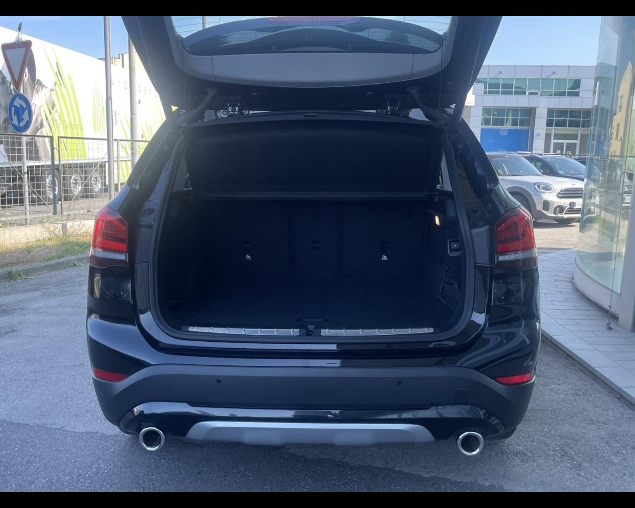 BMW X1 (F48) - X1 sDrive18d xLine