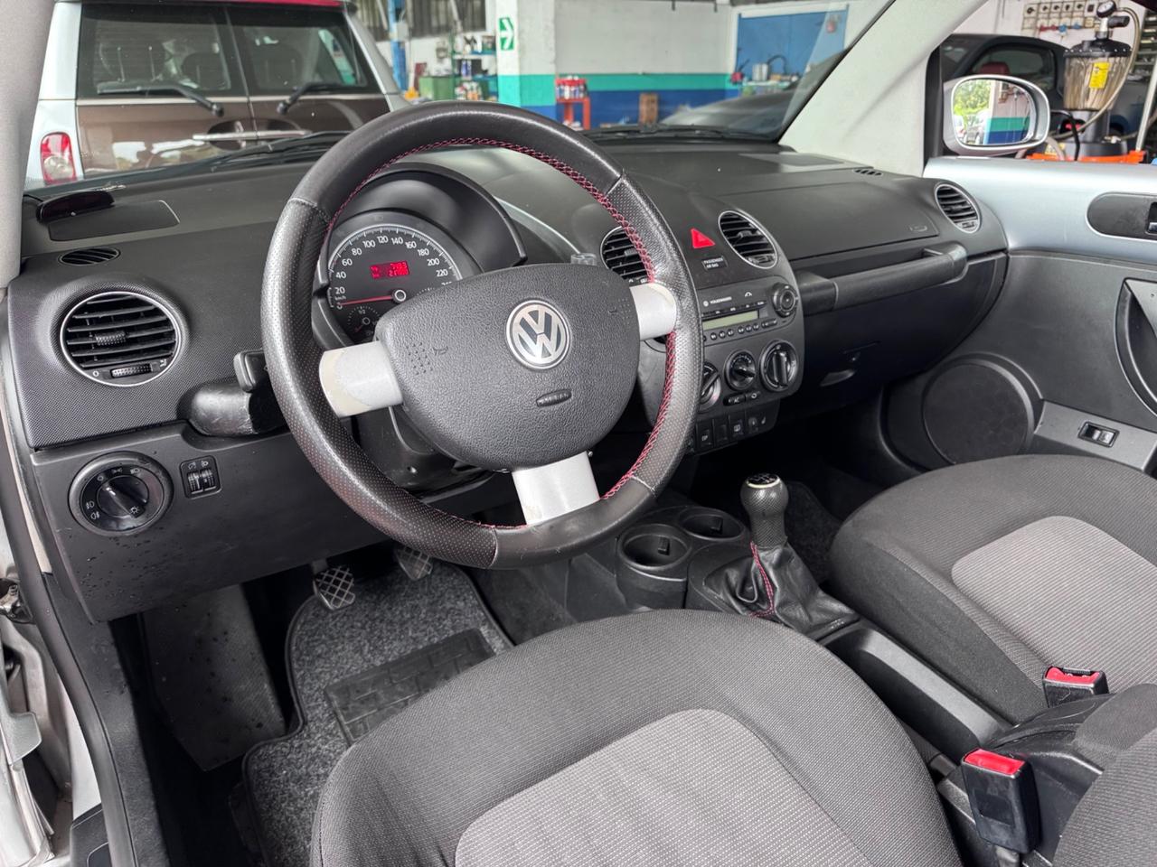 Volkswagen New Beetle 1.9 TDI 105CV Cabrio