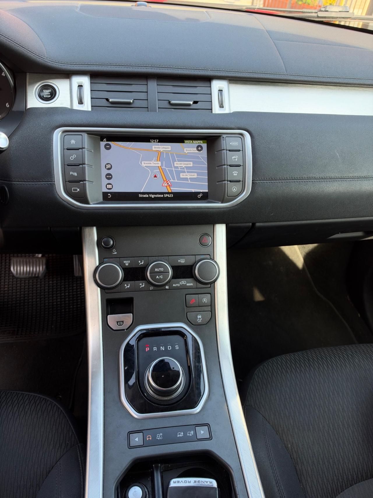 Land Rover Range Evoque 2.0 TD4 180 CV 5p. Pure