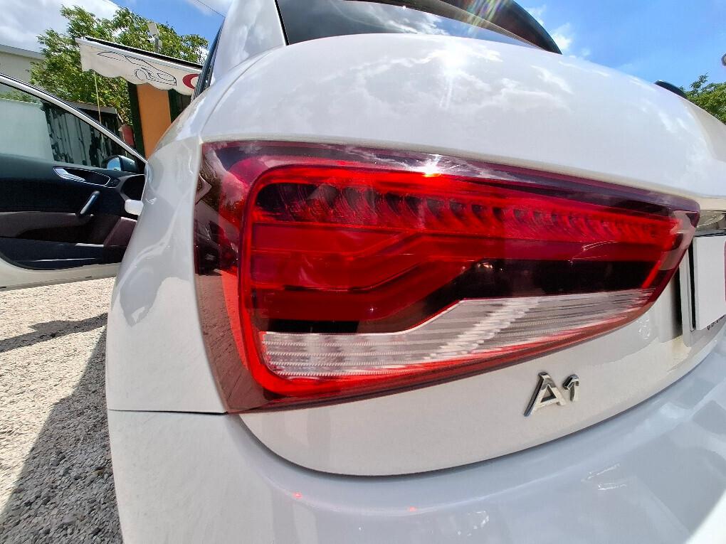AUDI A1 SPB 1.4 TDI 90CV DESIGN