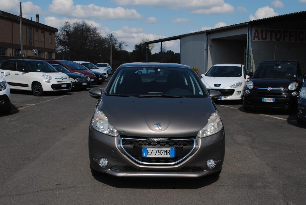 PEUGEOT 208 1.4 HDI 68 CV OK NEOPATENTATI