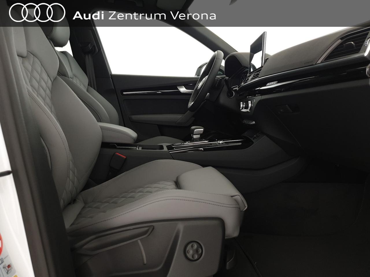 Sportback 40TDI 204CV quattro Str Identity Black