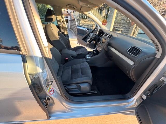 Volkswagen Golf 1.6 TDI DPF DSG 5p. Highline