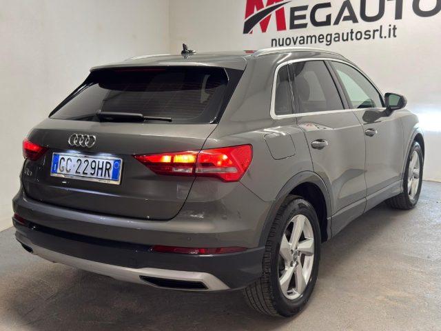 AUDI Q3 35 TDI quattro Business