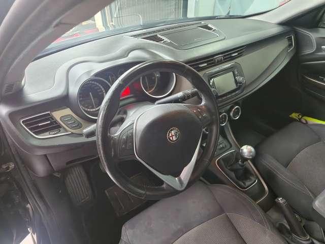 Alfa Romeo Giulietta Giulietta III 2010 1.6 jtdm Moving