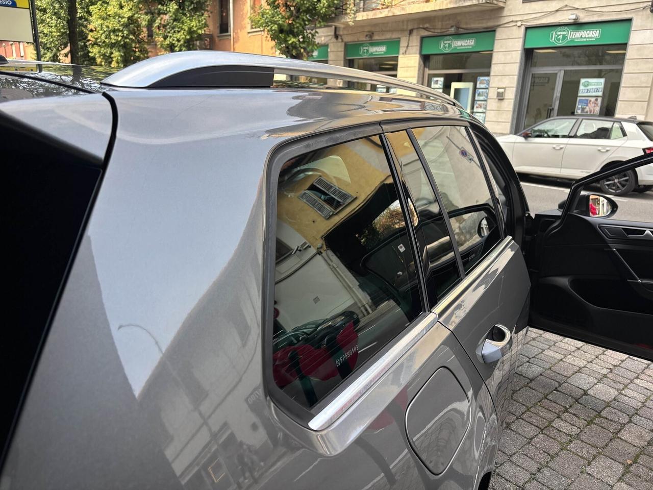 VW GOLF VARIANT 1.6 TD DSG HIGHLINE