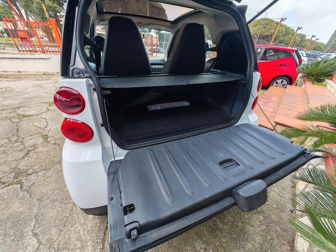 Smart Fortwo 1,0 benzina 02/2014 Cv70