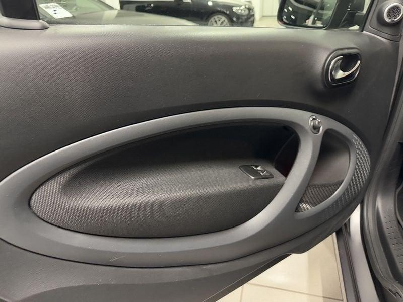 smart fortwo EQ Passion