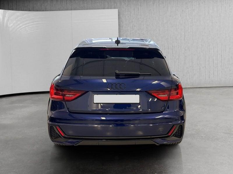 Audi A1 Sportback 30 1.0 tfsi Identity Black 116cv s-tronic