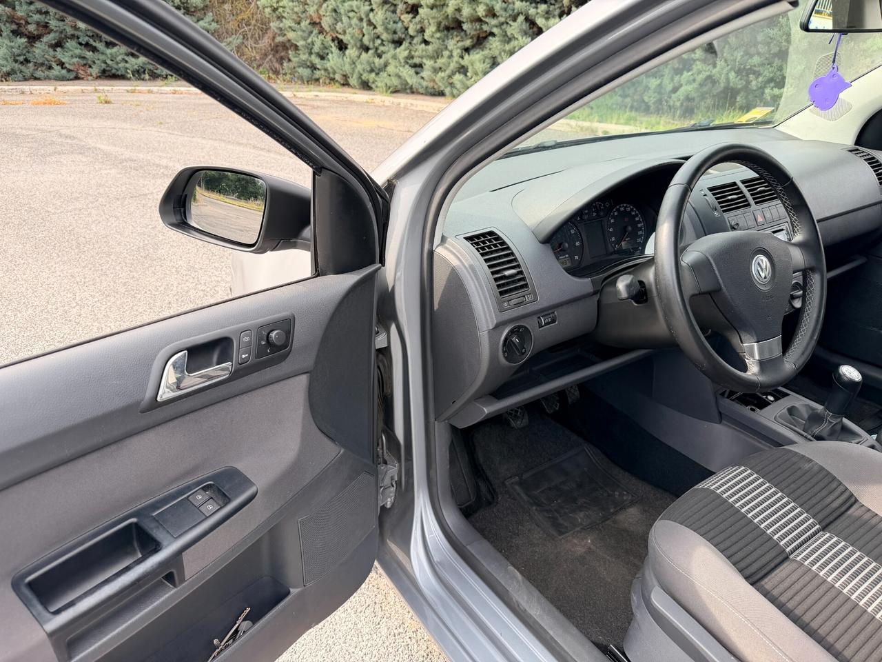 Volkswagen Polo 1.2/60CV 5p. United