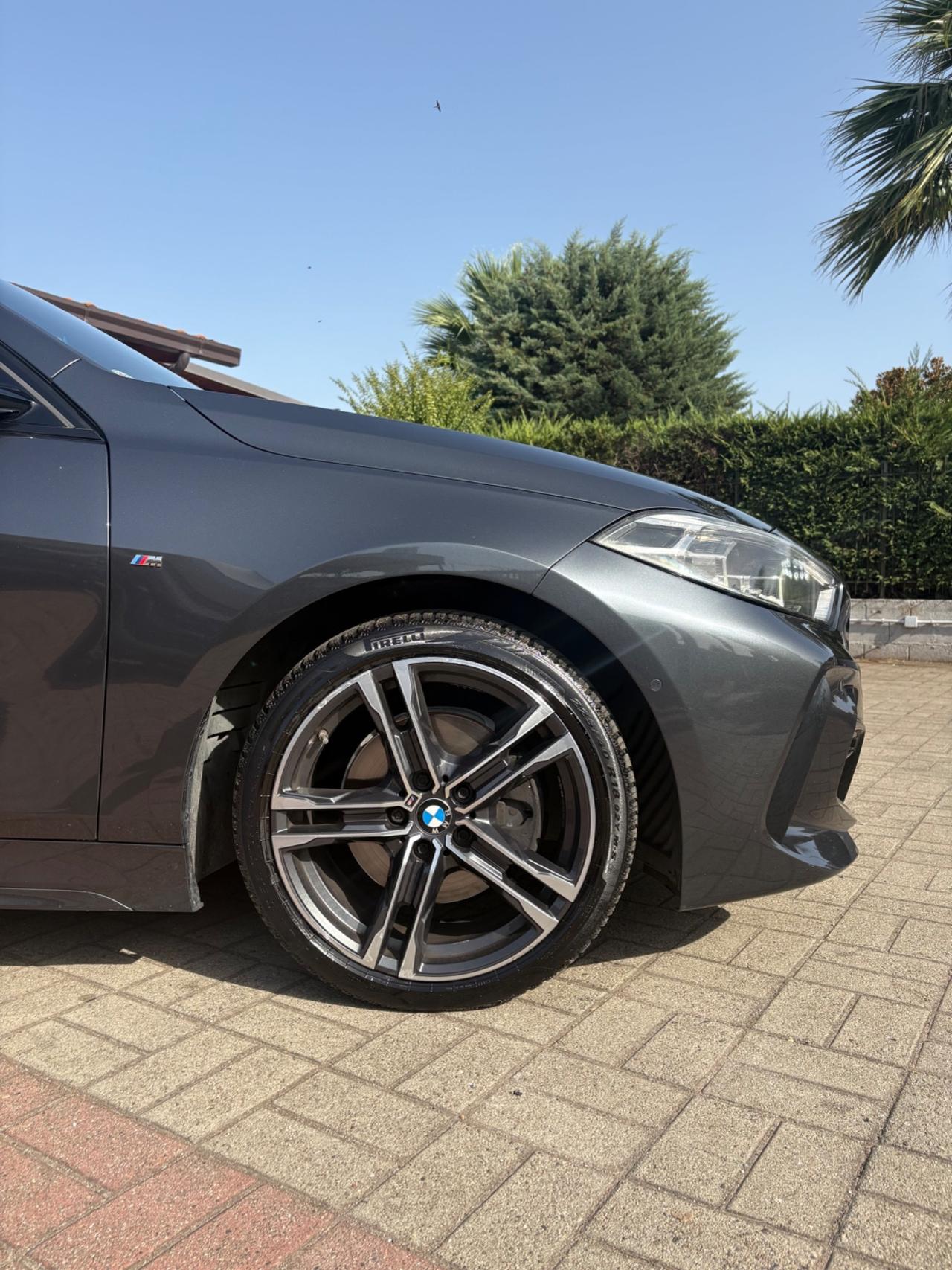 Bmw 116 116d 5p. Msport