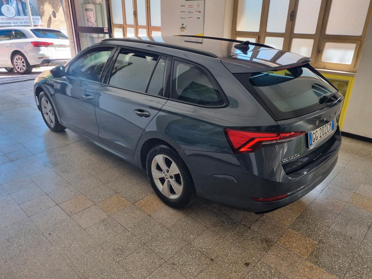 Skoda Octavia 1.5 G-TEC DSG Wagon FULL LED, NAVI