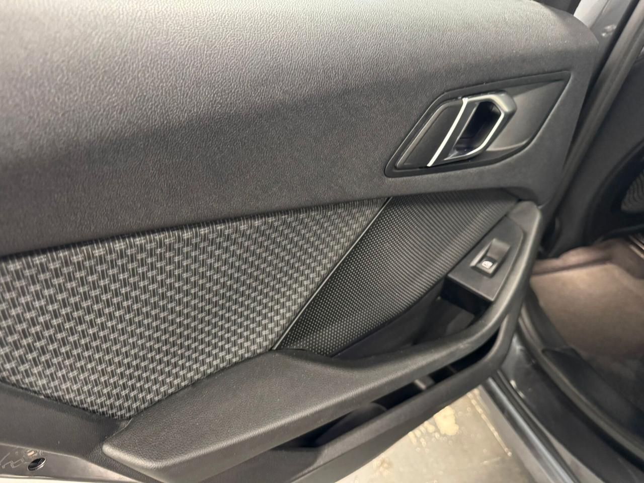 Bmw 118 118d 5p. Msport