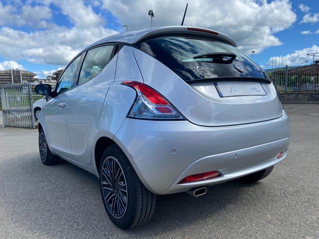 LANCIA Ypsilon *PROMO* 1.0 S&S Hybrid Ecochic Gold