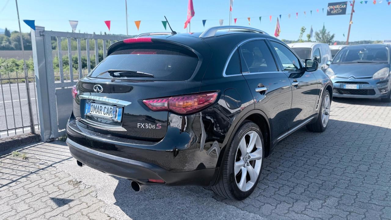 Infiniti FX FX30d S 3.0 DIESEL 4X4