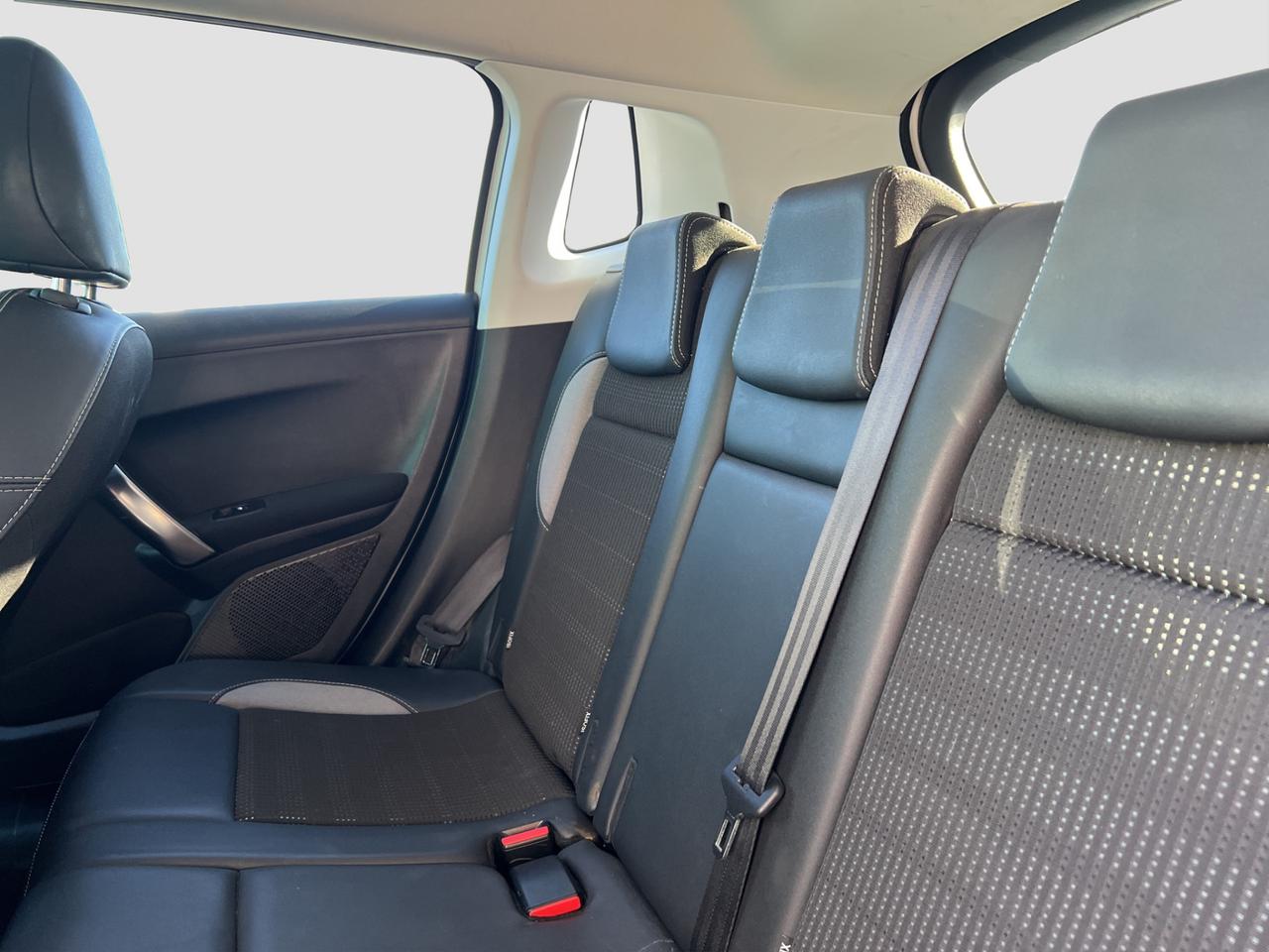 PEUGEOT 2008 BlueHDi 100 Allure