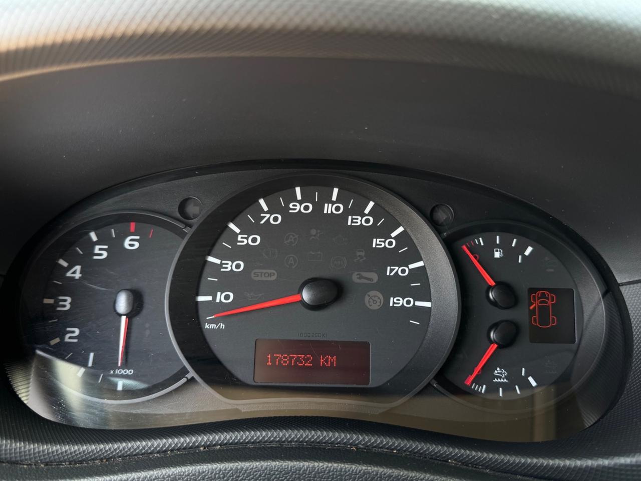 Renault Master 2.3 Dci 130cv L2H2