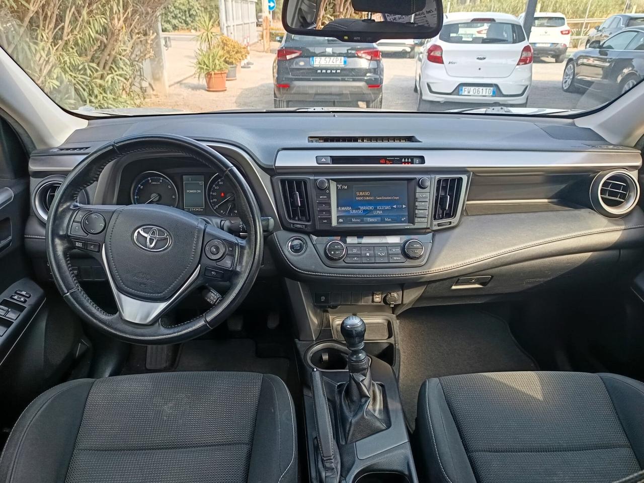 Toyota RAV4 2016 - 2.0 D-4D 2WD Business LB AUTOMOBILI