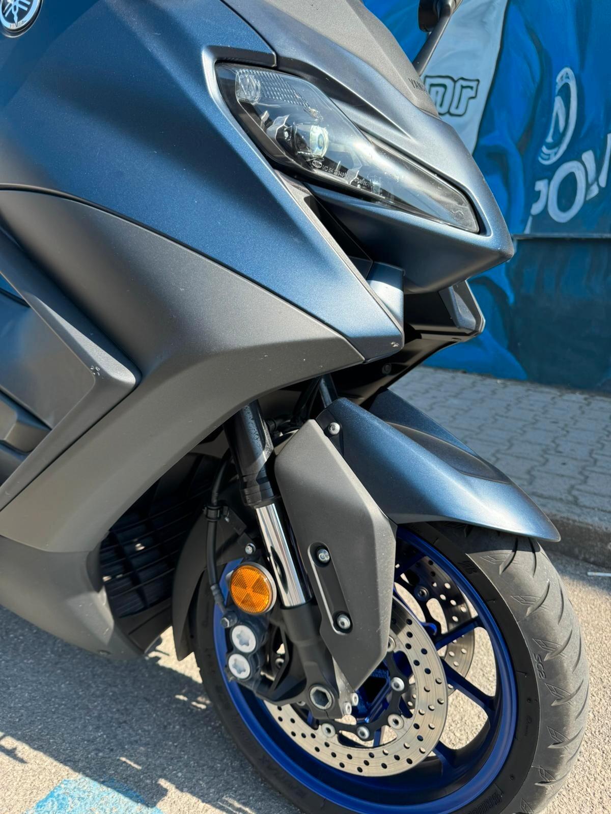 Yamaha T Max 560 Blue Icon 2022