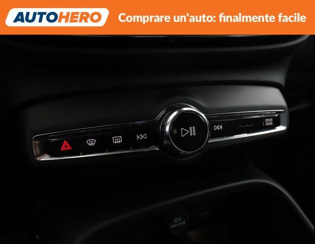 VOLVO XC40 B4 AWD Geartronic Inscription