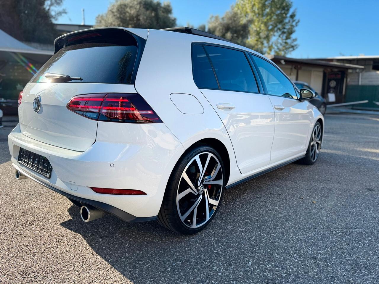 Volkswagen Golf GTI Performance 2.0 245 CV TSI DSG 5p. BMT