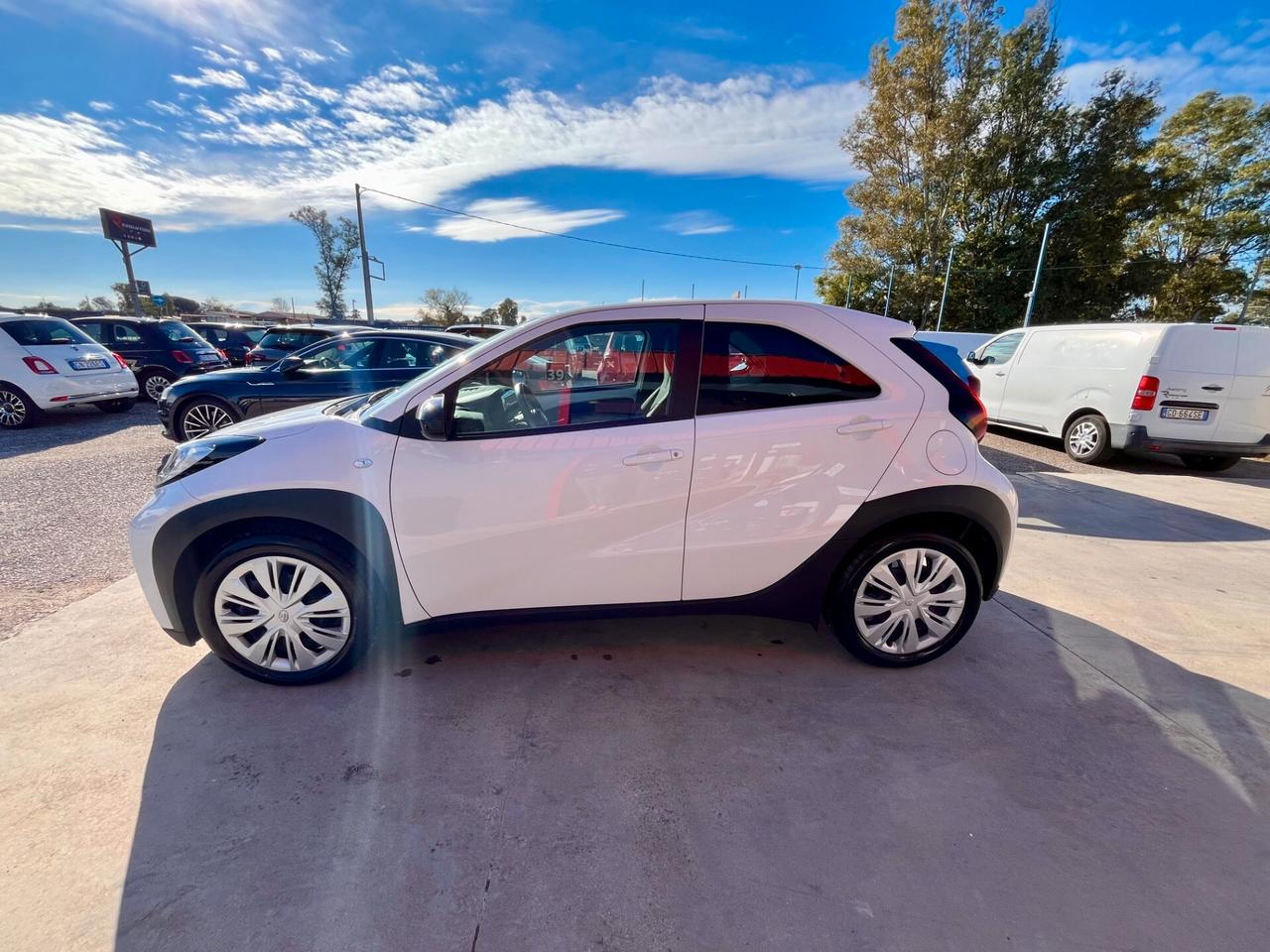 Toyota Aygo X 1.0 VVT-i 72 CV 5 porte Lounge