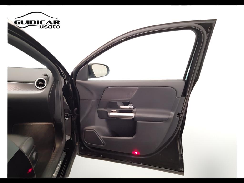 Mercedes-Benz GLA-H247 2020 - GLA 180 d Sport Plus auto
