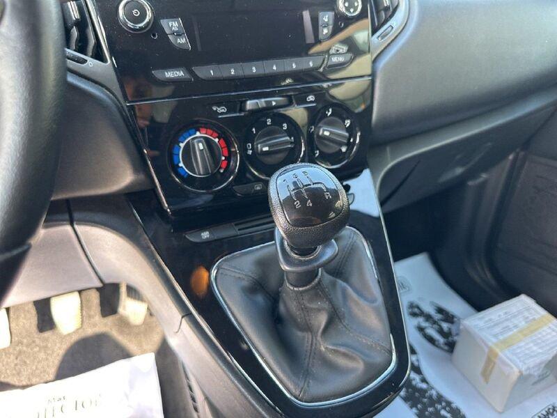 Lancia Ypsilon Ypsilon 1.2 69 CV 5 porte GPL Ecochic Gold