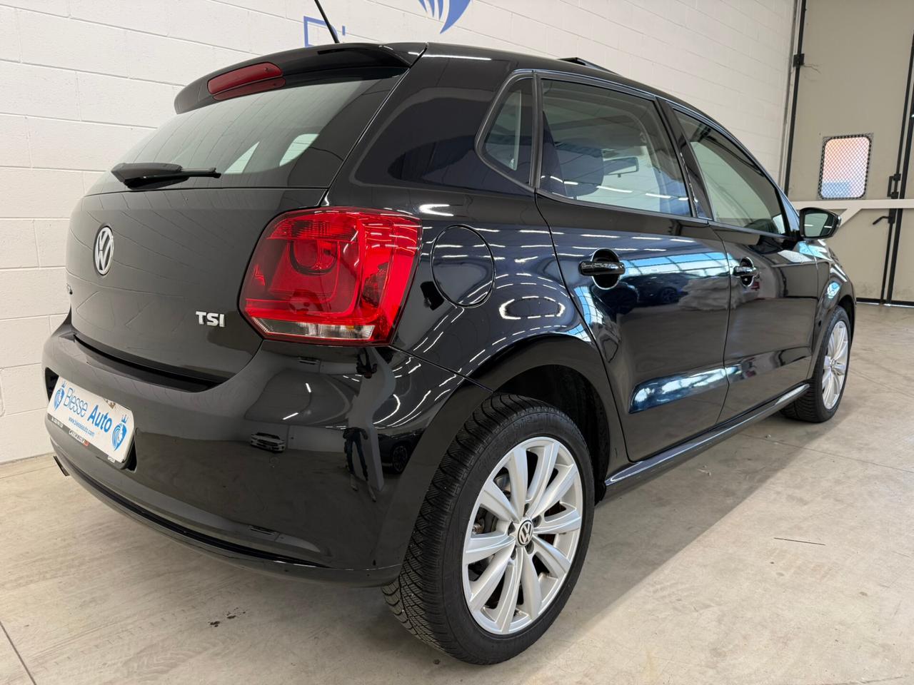 Volkswagen Polo 1.2 TSI DSG 5 porte Highline NEOPATENTATI