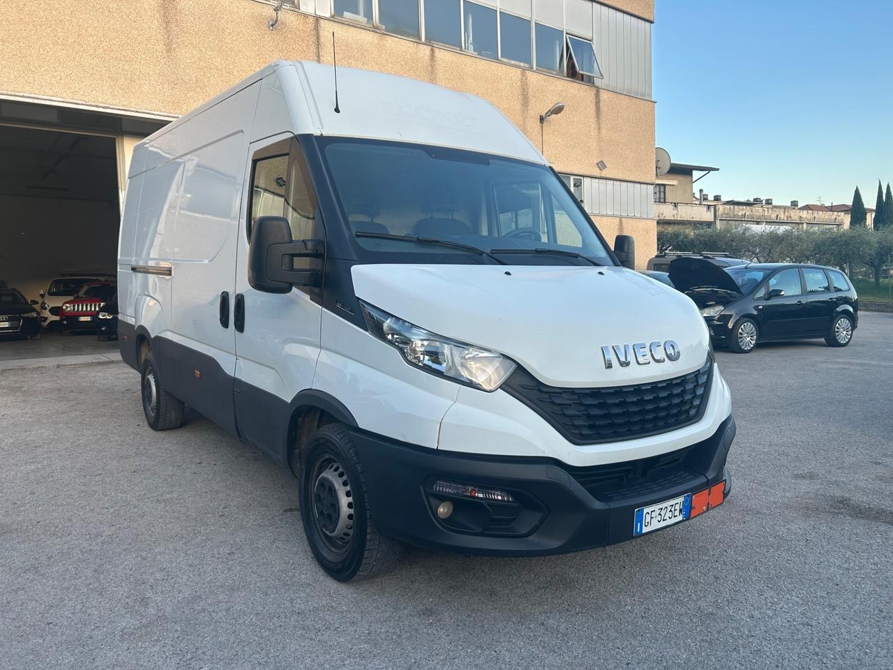 Iveco Daily 35S14V 2.3 Diesel 2021