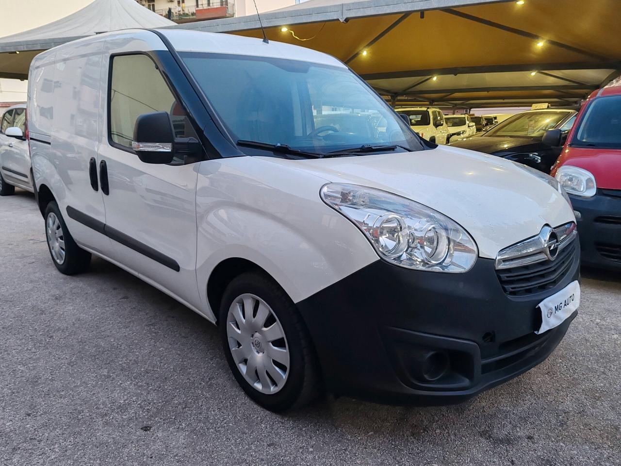 Opel COMBO 1.6 MJT 105 CV