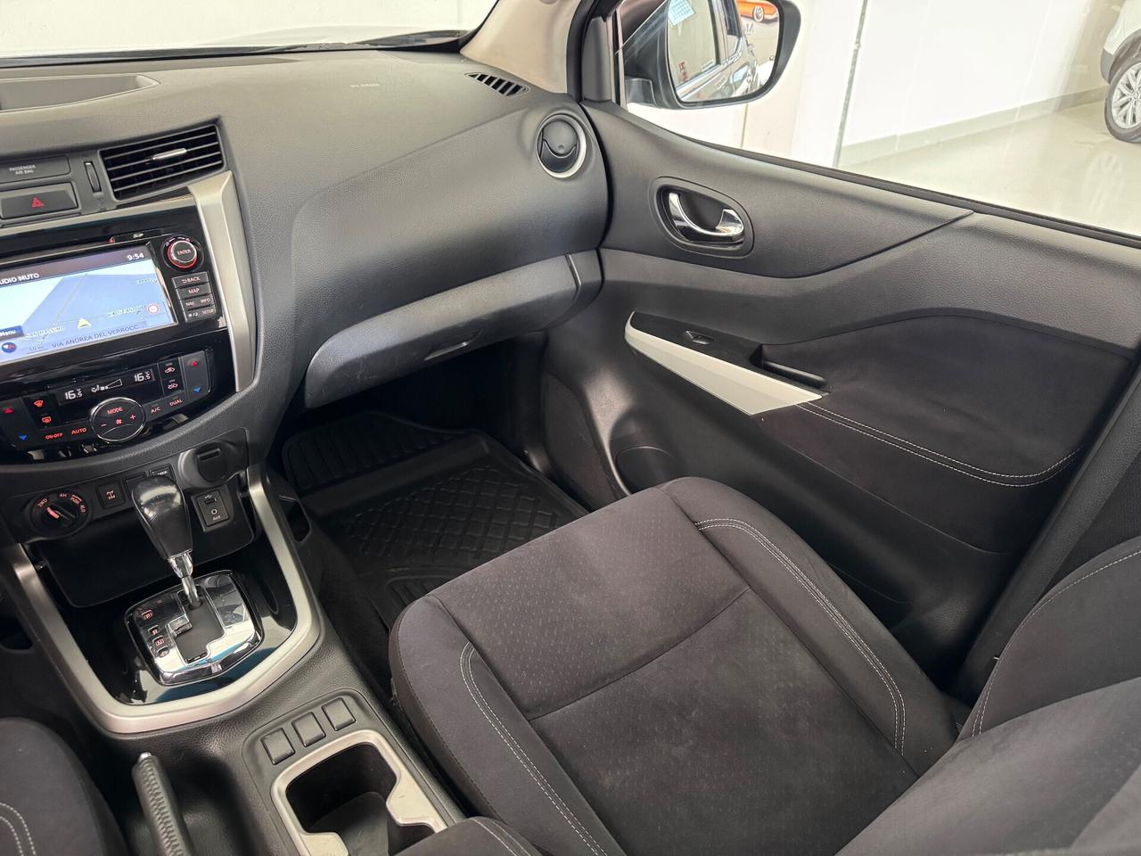 Nissan Navara 2.3 dCi 190 CV 7AT 4WD Double Cab N-Connecta