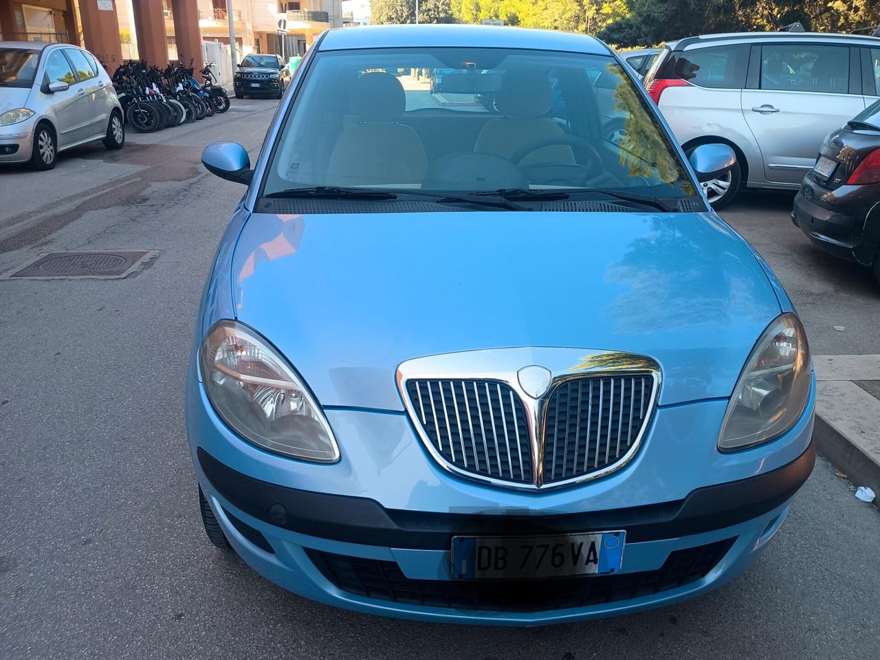 Lancia Ypsilon 1.3 Multijet 16V Argento