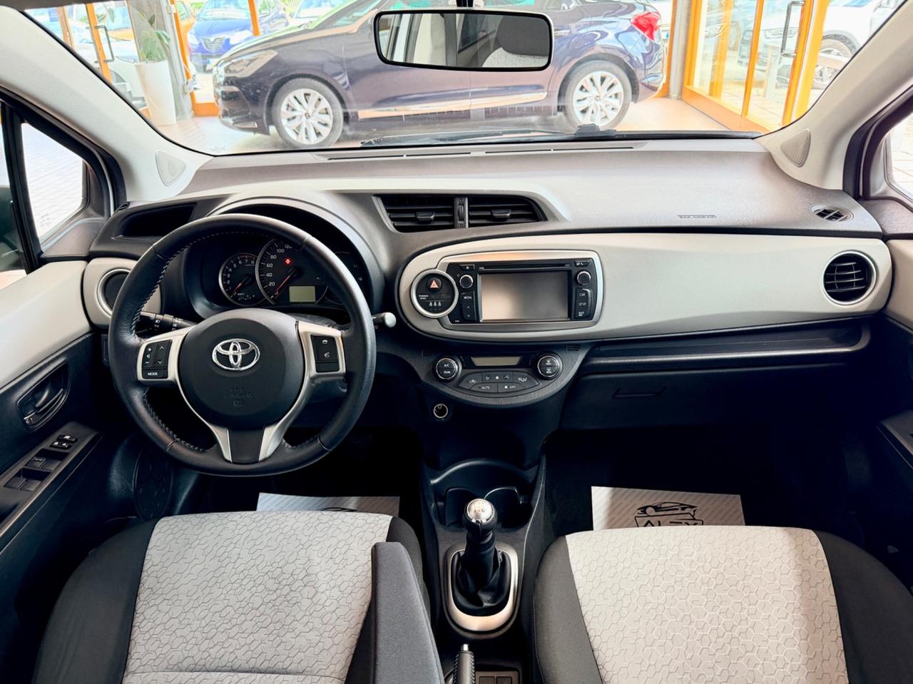 Toyota Yaris 1.0benz 69cv Neopatentati