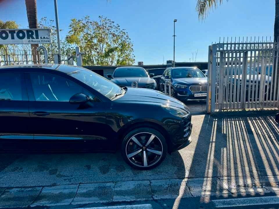 Porsche Macan 2.0 BENZINA 245 CV